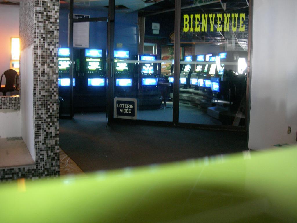 Amosphère Complexe Esterno foto